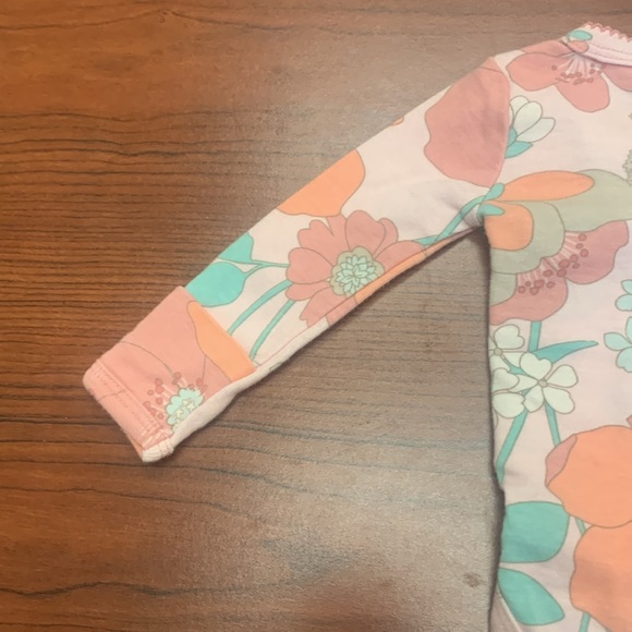 Carter’s long sleeve tee onesie bundle (2) - Picture 13 of 15